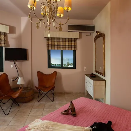 Luxury Golden Crest With Private Swimming Pool