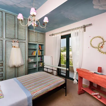 Luxury Golden Crest With Private Swimming Pool Chersonissos